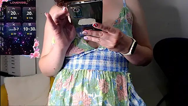 Snapshot of vaders_daughter chatting on July 31, 2026, 7:22 pm vaders daughter online show from July 31, 2026, 7:22 pm