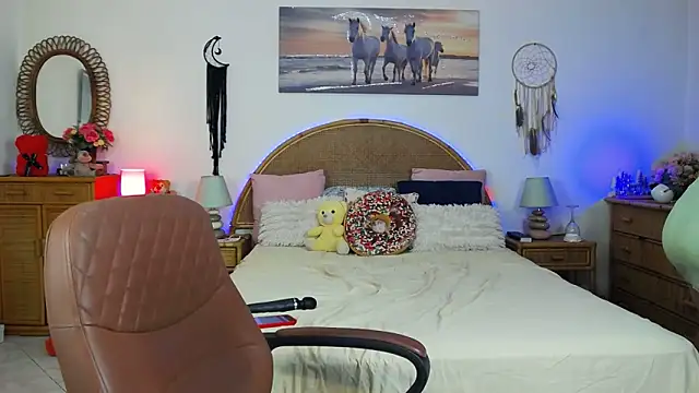 EllenGrace online show from March 5, 2026, 9:39 am