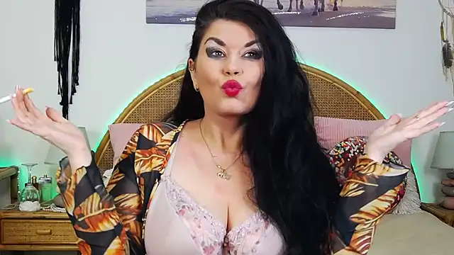 Snapshot of EllenGrace chatting on March 15, 2025, 10:33 pm EllenGrace online show from March 15, 2025, 10:33 pm