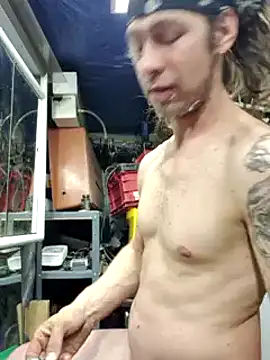 cdressupdiva online show from February 24, 2025, 3:12 am