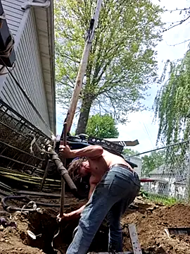 cdressupdiva online show from April 27, 2026, 6:28 pm