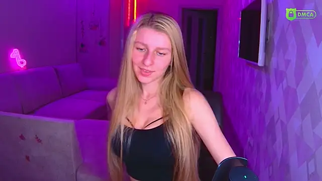 AmaliaQueen online show from November 21, 2025, 3:00 pm