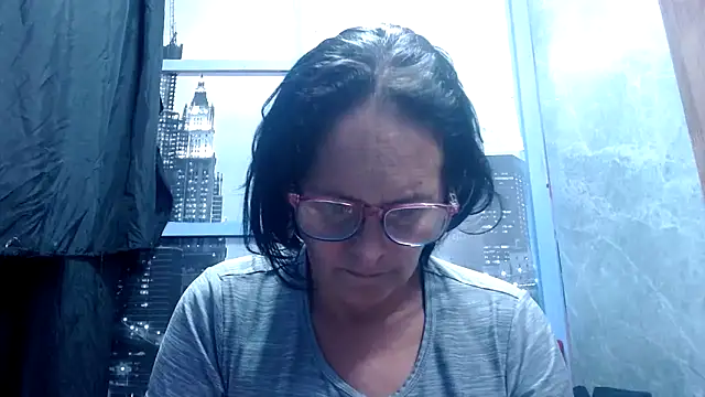 Snapshot of Nastylatinaxxx chatting on November 1, 2025, 2:40 am Nastylatinaxxx online show from November 1, 2025, 2:40 am