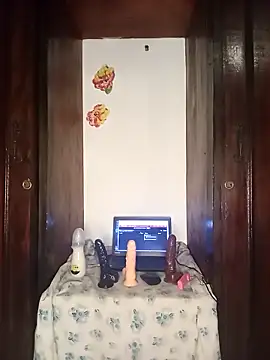 Snapshot of The-Peach-Flexer chatting on November 26, 2025, 9:15 pm The-Peach-Flexer online show from November 26, 2025, 9:15 pm