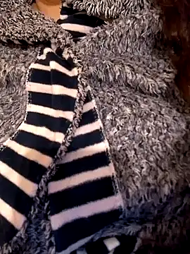 Snapshot of Zanoba-16 chatting on December 16, 2025, 8:07 am Zanoba-16 online show from December 16, 2025, 8:07 am