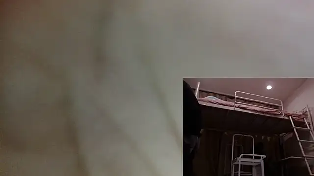 Snapshot of POCARI_SWEAT chatting on December 23, 2024, 1:13 pm POCARI SWEAT online show from December 23, 2024, 1:13 pm