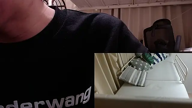 Snapshot of POCARI_SWEAT chatting on January 10, 2025, 1:31 pm POCARI SWEAT online show from January 10, 2025, 1:31 pm