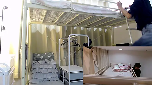 Snapshot of POCARI_SWEAT chatting on December 2, 2024, 12:57 pm POCARI SWEAT online show from December 2, 2024, 12:57 pm