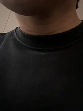 Snapshot of POCARI_SWEAT chatting on December 14, 2025, 12:33 pm POCARI SWEAT online show from December 14, 2025, 12:33 pm