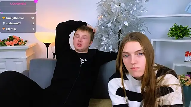 Snapshot of _Olli__Stiw_ chatting on December 18, 2025, 8:19 am Olli Stiw online show from December 18, 2025, 8:19 am