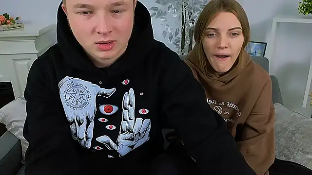 Snapshot of _Olli__Stiw_ chatting on October 25, 2025, 7:18 am Olli Stiw online show from October 25, 2025, 7:18 am