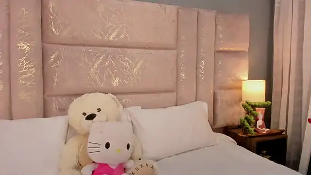 Snapshot of AnnieNasty chatting on September 20, 2025, 11:48 am AnnieNasty online show from September 20, 2025, 11:48 am