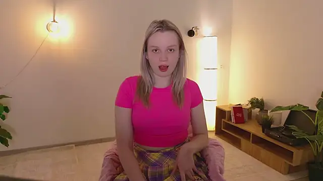 Snapshot of Beatrica_Klein chatting on March 27, 2026, 3:46 pm Beatrica Klein online show from March 27, 2026, 3:46 pm
