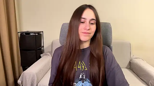 Snapshot of AliceKolltt chatting on March 23, 2026, 9:14 pm AliceKolltt online show from March 23, 2026, 9:14 pm