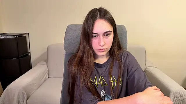 Snapshot of AliceKolltt chatting on February 23, 2026, 8:20 pm AliceKolltt online show from February 23, 2026, 8:20 pm