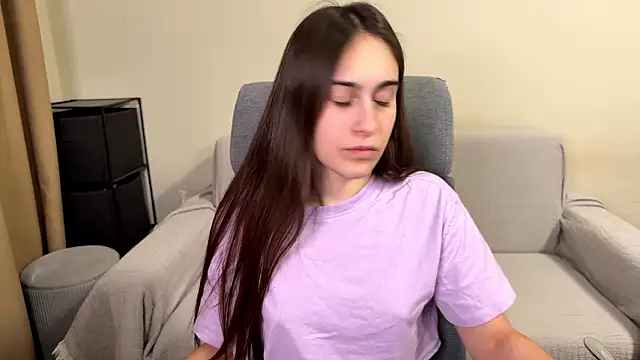 Snapshot of AliceKolltt chatting on February 11, 2026, 4:18 pm AliceKolltt online show from February 11, 2026, 4:18 pm