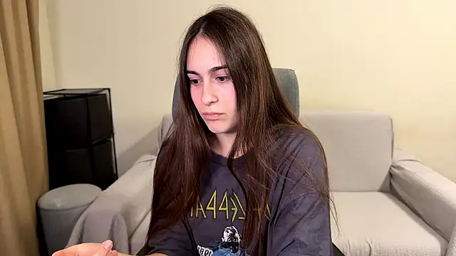 Snapshot of AliceKolltt chatting on February 10, 2026, 5:12 pm AliceKolltt online show from February 10, 2026, 5:12 pm