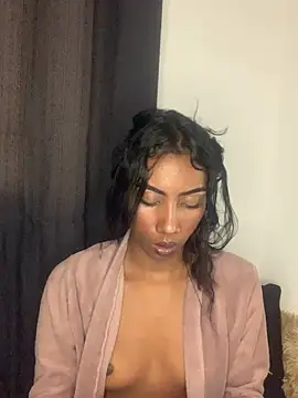 Snapshot of talitasilvx chatting on February 20, 2026, 1:46 pm talitasilvx online show from February 20, 2026, 1:46 pm