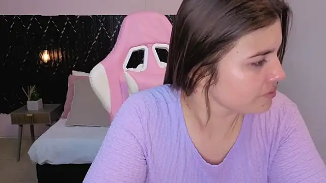 Snapshot of Aabby_lee chatting on March 1, 2026, 7:25 pm Aabby lee online show from March 1, 2026, 7:25 pm