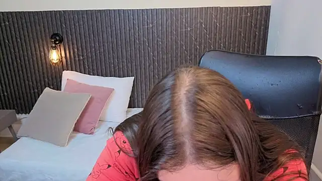 Snapshot of Aabby_lee chatting on March 24, 2026, 7:36 pm Aabby lee online show from March 24, 2026, 7:36 pm