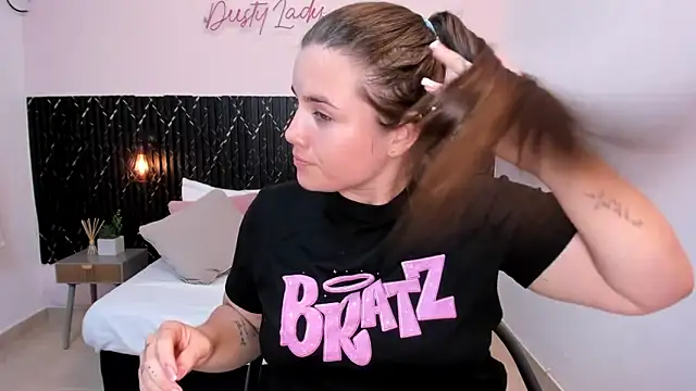 Snapshot of Aabby_lee chatting on February 13, 2026, 7:36 pm Aabby lee online show from February 13, 2026, 7:36 pm