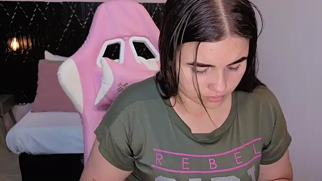 Snapshot of Aabby_lee chatting on March 31, 2026, 8:55 pm Aabby lee online show from March 31, 2026, 8:55 pm