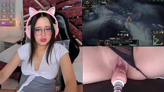 Snapshot of Ashley_sa chatting on December 15, 2025, 5:35 am Ashley sa online show from December 15, 2025, 5:35 am