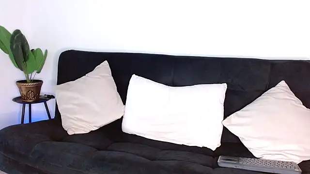 Snapshot of frank_myles chatting on December 3, 2025, 9:03 pm frank myles online show from December 3, 2025, 9:03 pm