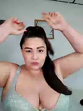 antoniamoreno82 online show from February 3, 2025, 8:35 pm