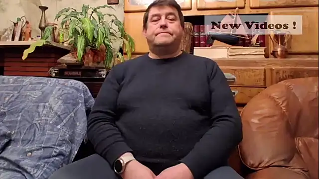 Snapshot of sympatrique chatting on January 10, 2026, 4:02 pm sympatrique online show from January 10, 2026, 4:02 pm