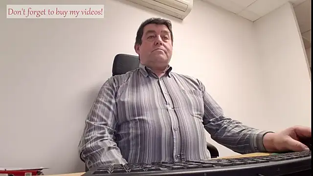 Snapshot of sympatrique chatting on January 12, 2026, 4:14 pm sympatrique online show from January 12, 2026, 4:14 pm