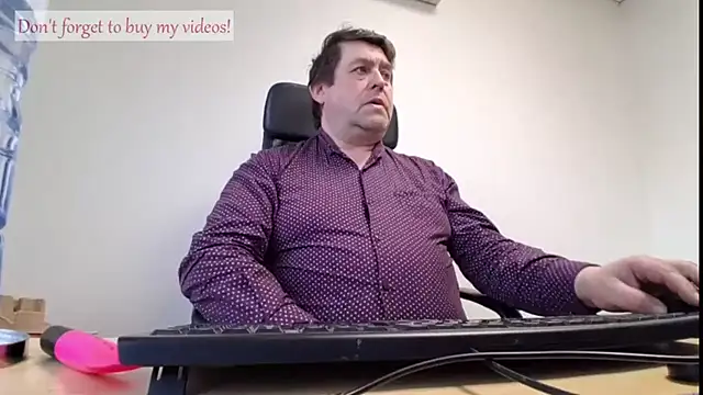 Snapshot of sympatrique chatting on March 6, 2026, 4:46 pm sympatrique online show from March 6, 2026, 4:46 pm