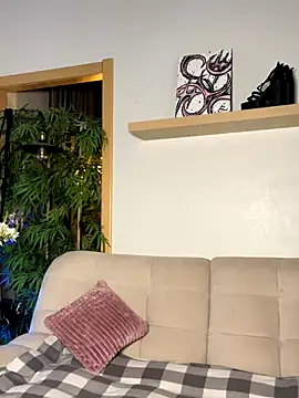 HumbleJess online show from September 13, 2025, 6:08 pm