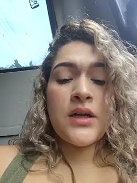 Sara smiiith211 online show from March 6, 2026, 4:24 pm