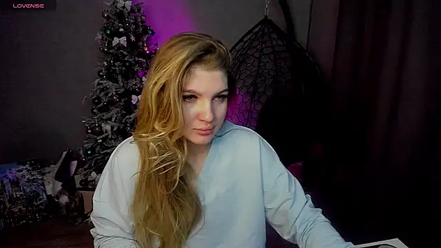 Snapshot of lily_williamss chatting on November 28, 2025, 12:11 am lily williamss online show from November 28, 2025, 12:11 am