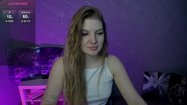 Snapshot of lily_williamss chatting on June 10, 2026, 12:56 am lily williamss online show from June 10, 2026, 12:56 am