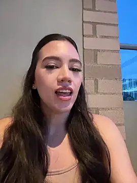 Amelia Rouse online show from April 10, 2026, 10:44 am