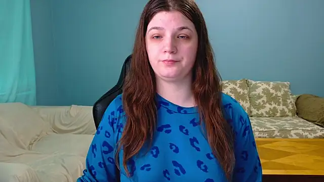 TreeJeanne online show from April 12, 2026, 5:49 pm