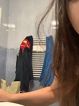 EvaWhisper online show from February 23, 2025, 5:39 pm