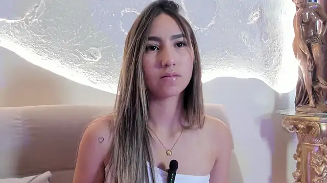 Snapshot of _Emma_Valka chatting on October 2, 2025, 8:45 pm  Emma Valka online show from October 2, 2025, 8:45 pm
