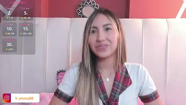 Snapshot of _Emma_Valka chatting on February 20, 2025, 7:41 pm  Emma Valka online show from February 20, 2025, 7:41 pm