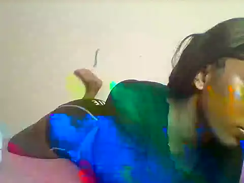 Snapshot of Queeen_model chatting on February 16, 2026, 5:55 pm Queeen model online show from February 16, 2026, 5:55 pm