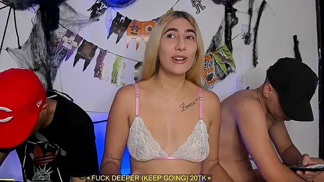 Snapshot of Threesome-no-mercy chatting on November 5, 2025, 7:28 pm Threesome-no-mercy online show from November 5, 2025, 7:28 pm