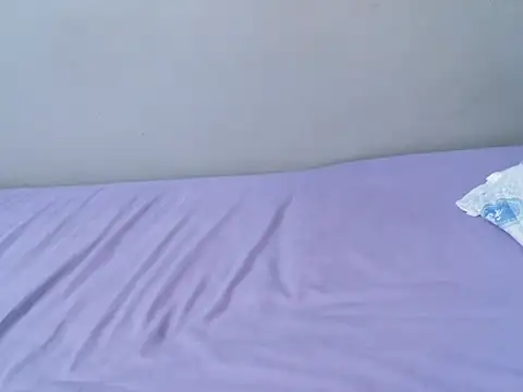 femaqueen online show from March 3, 2026, 8:43 am