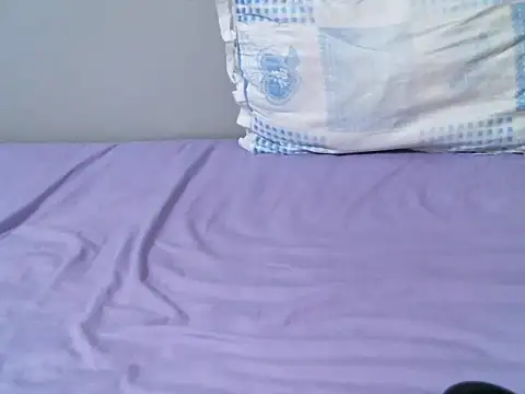 femaqueen online show from October 25, 2025, 7:36 pm