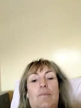 Tinuus online show from November 14, 2025, 1:04 pm