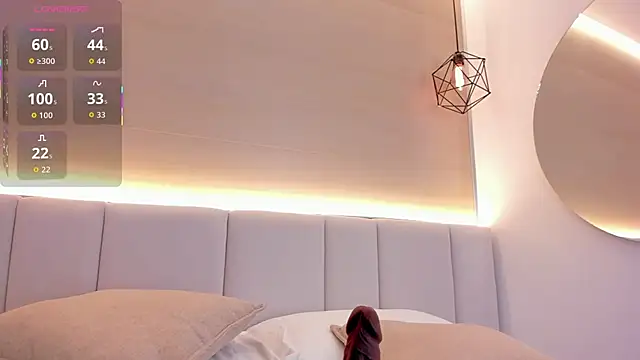 Snapshot of Dasha-b chatting on November 7, 2025, 8:46 pm Dasha-b online show from November 7, 2025, 8:46 pm