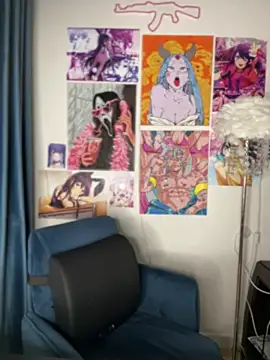 HoneySweetBee online show from April 2, 2026, 7:53 pm