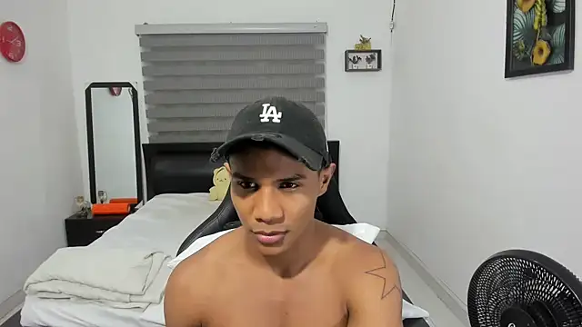 corzoethan online show from December 22, 2025, 10:43 pm