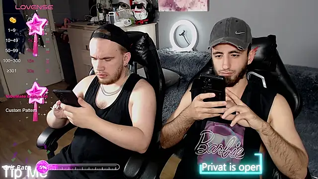 mikienn online show from October 22, 2025, 10:04 am